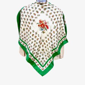 Vgt GUCCI Flora !00% Silk Scarf  34"x34"  White Green Red Floral Logo Print (45